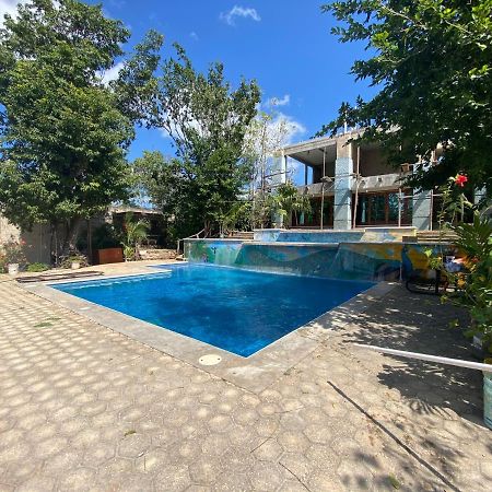 Aj Mun, Hotel Real Maya 3 Вальядолід Екстер'єр фото